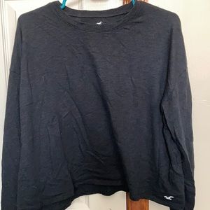 Woman’s Hollister long sleeve boyfriend tee- m
